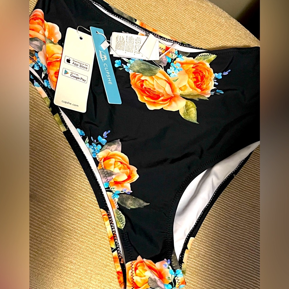 Cupshe FLORAL NWT S 24” bikini bottom